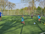 Trainingsavond S.K.N.W.K. JO7-1, JO11-1JM en JO12-1JM van maandag 8 april 2024 (48/79)